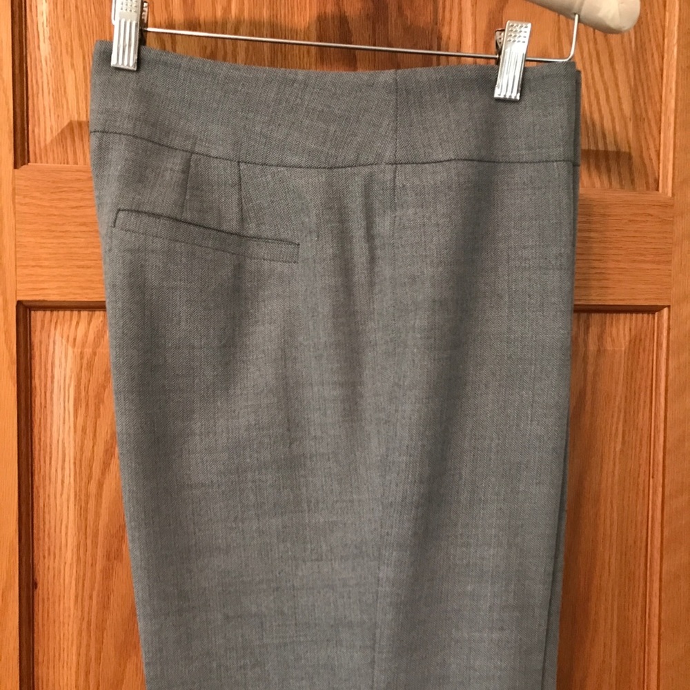 Ann Taylor grey herringbone patterned slacks